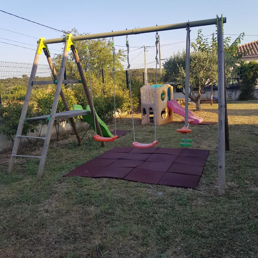 Gite Les Coquelicots Lédenon Εξωτερικό φωτογραφία